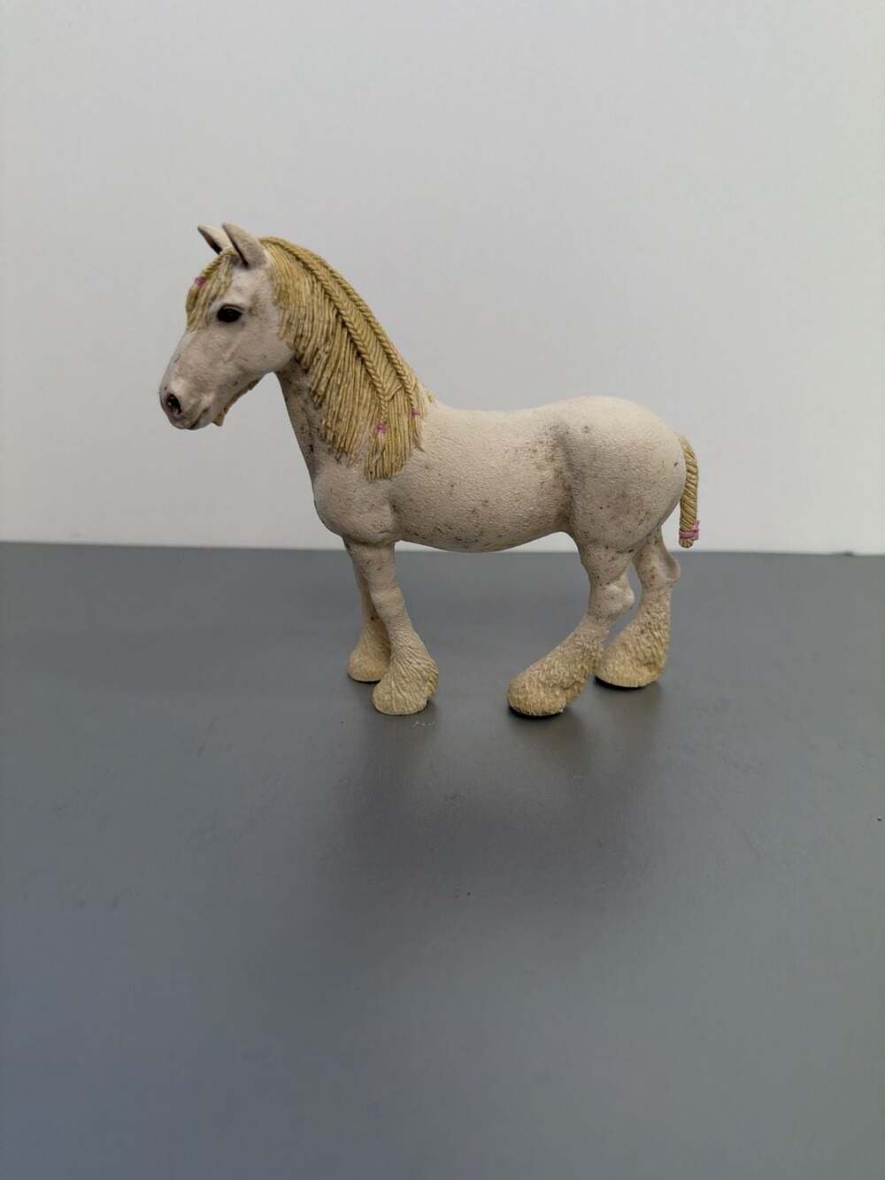 Schleich Shire Mare Horse Figurine 13735 White Braided Mane 2012‎